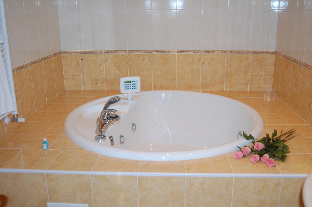Hotel Motel Gold Calcinate Szoba fotó