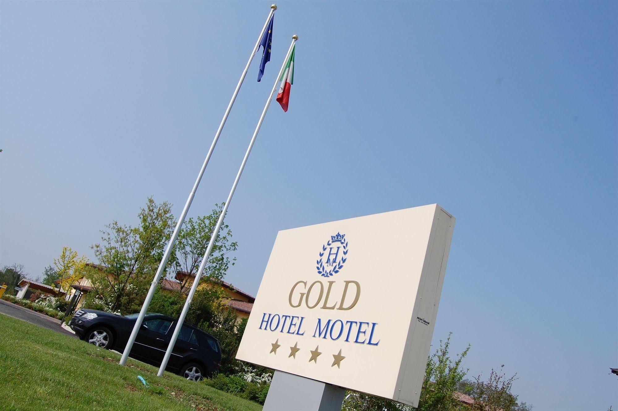 Hotel Motel Gold Calcinate Kültér fotó